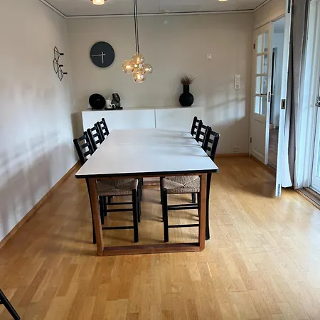 Dom wakacyjny Fredelig Og Romslig Hus Med Fem Soverom Sandnes (Rogaland)