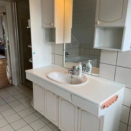 Fredelig Og Romslig Hus Med Fem Soverom Tatil Evi *
